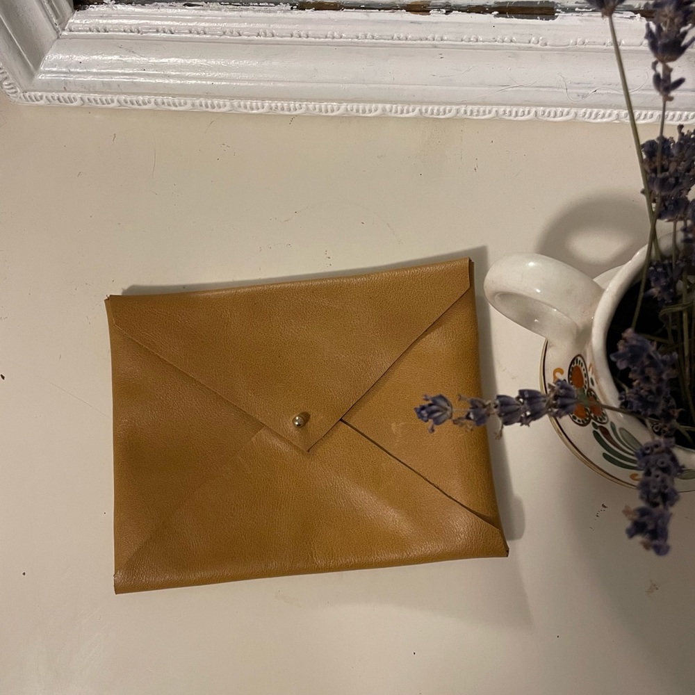 Vegan Leather Envelope Wallet